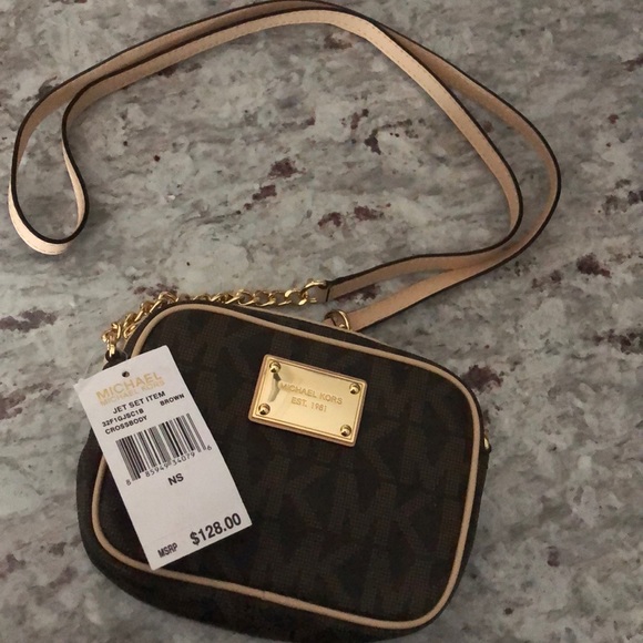 MICHAEL Michael Kors Handbags - NWT Michael Kors Cross body